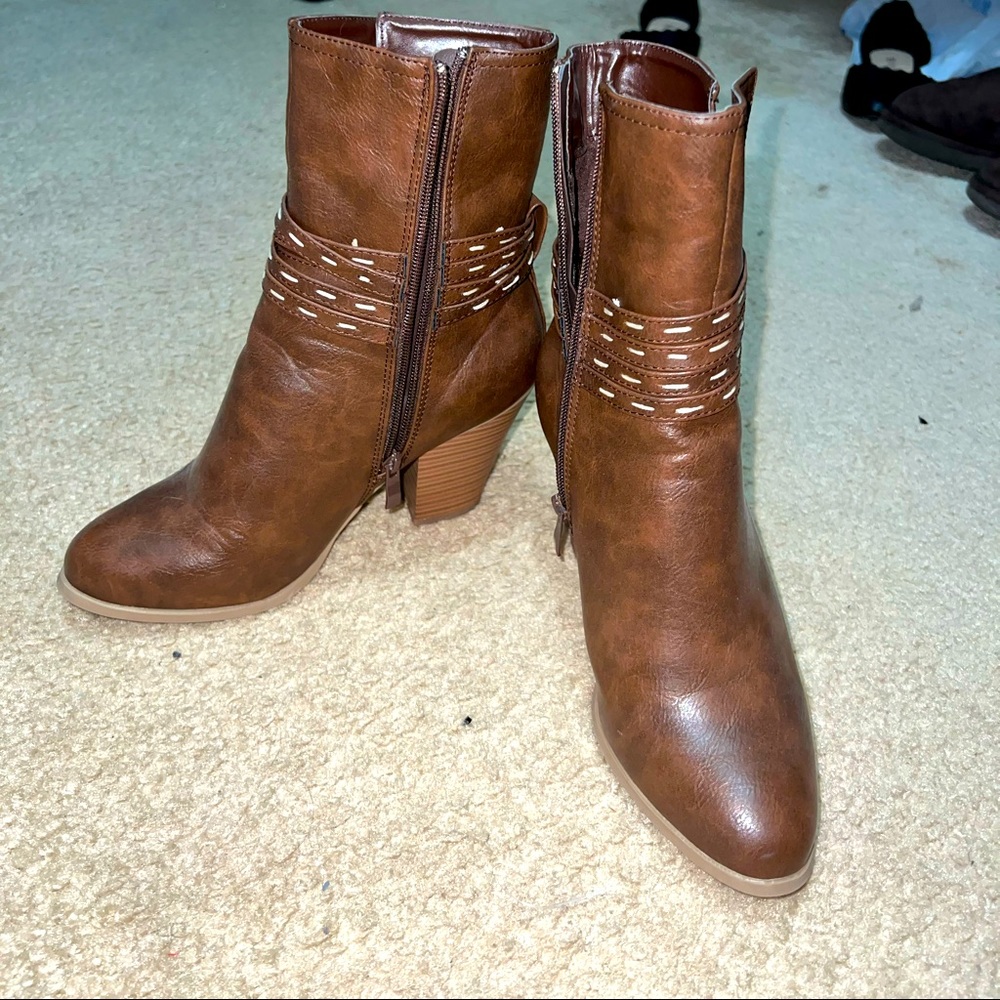 Jc boots used twice